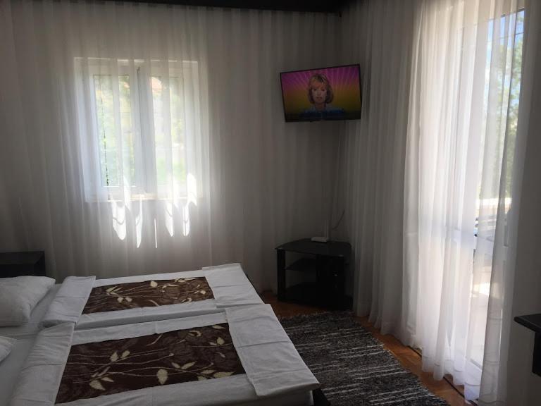 Apartmani Dragovic Свети-Стефан Экстерьер фото