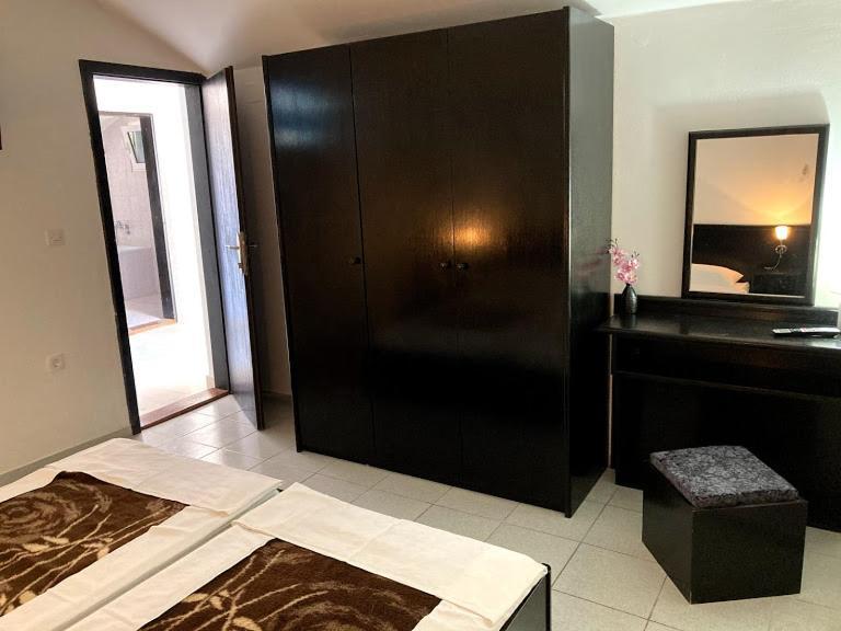 Apartmani Dragovic Свети-Стефан Экстерьер фото