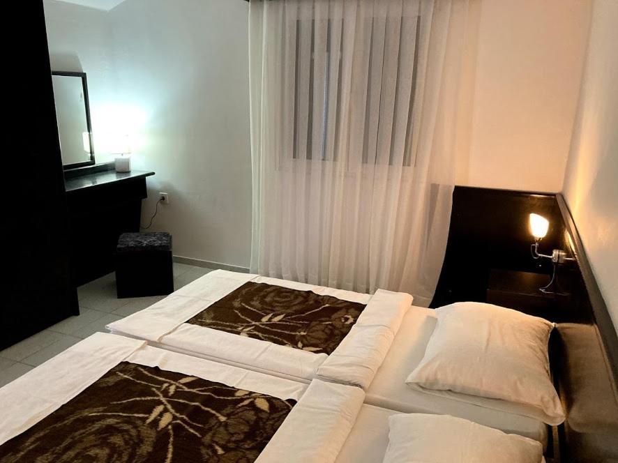 Apartmani Dragovic Свети-Стефан Экстерьер фото