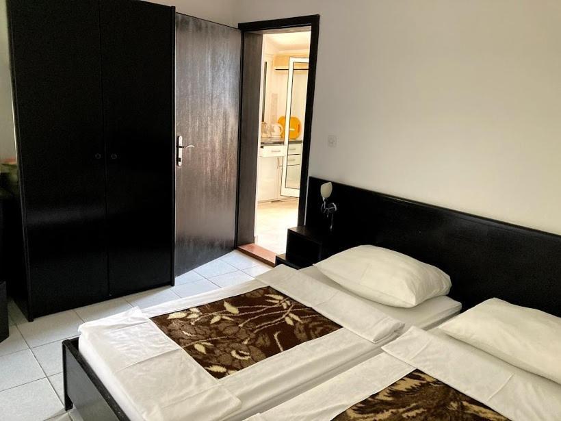 Apartmani Dragovic Свети-Стефан Экстерьер фото