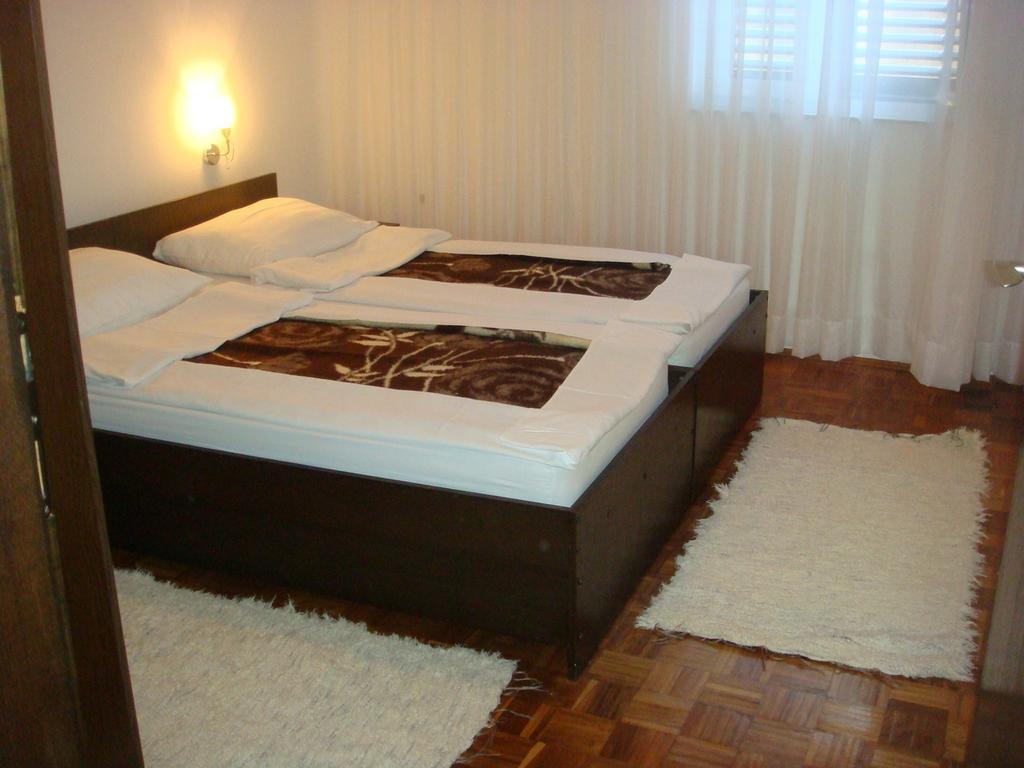 Apartmani Dragovic Свети-Стефан Экстерьер фото