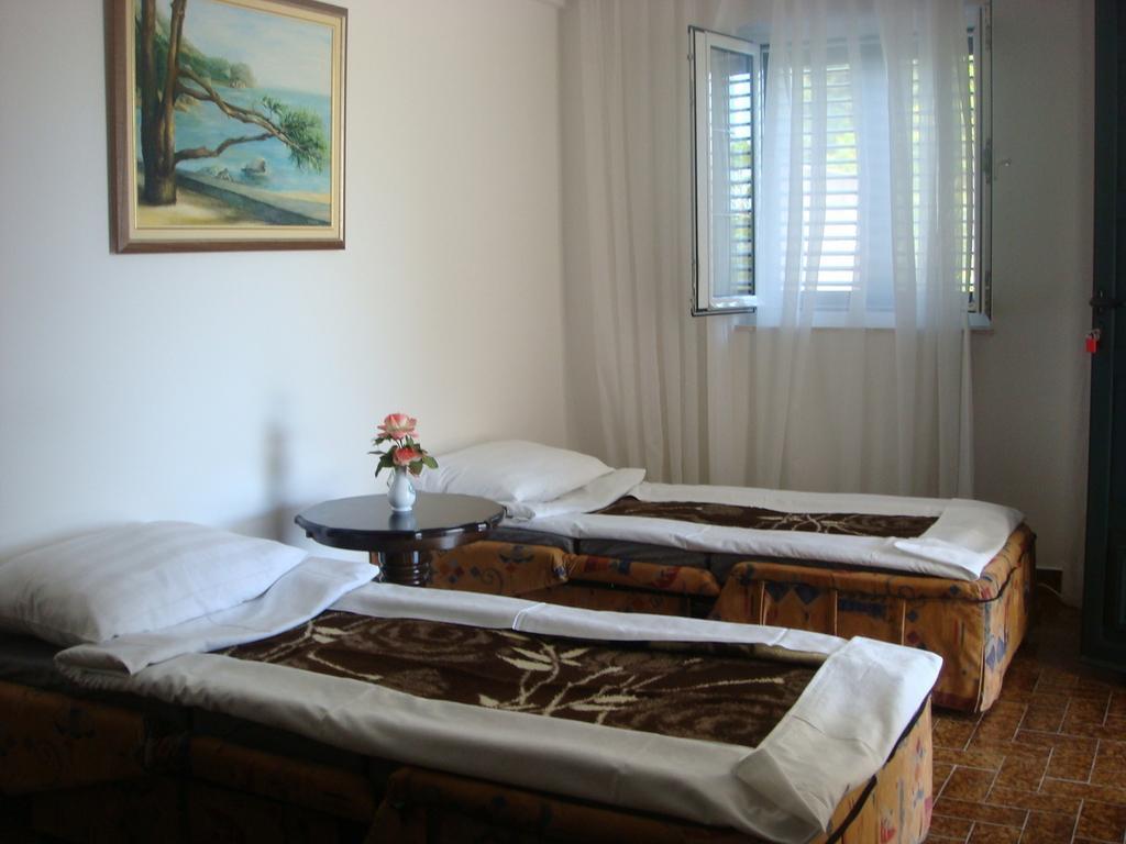 Apartmani Dragovic Свети-Стефан Номер фото