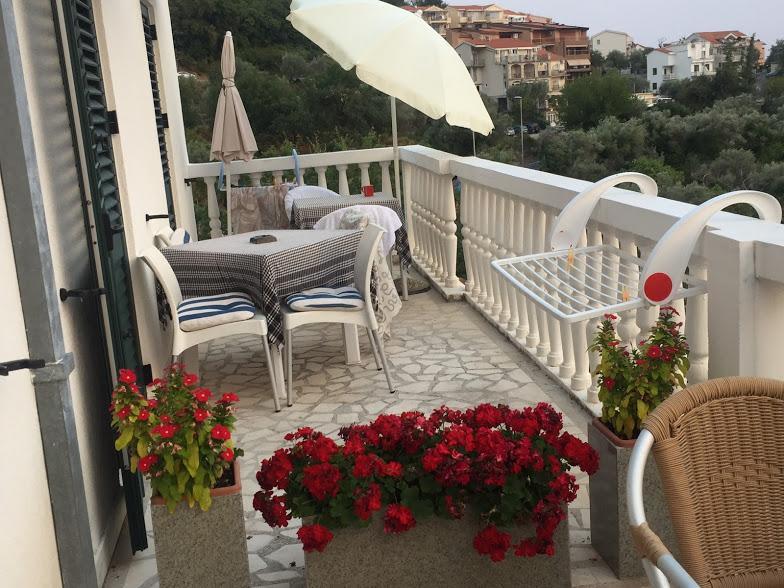 Apartmani Dragovic Свети-Стефан Экстерьер фото